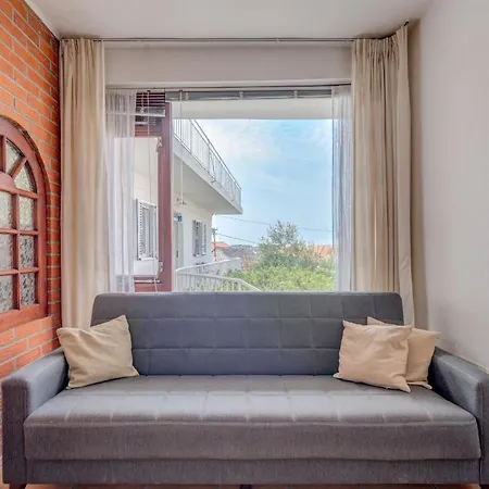 Tolles In Okrug Gornji Mit Grill, Terrasse Und Garten Und Panoramablick * Trogir